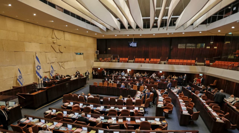 الكنيست الإسرائيلي يصوت على تصنيف “الأونروا” كمنظمة إرهابية