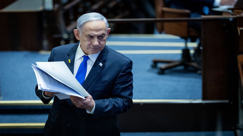 مستشار نتنياهو يؤكد قبول خطة بايدن لوقف إطلاق النار بغزة ولكن بشروط