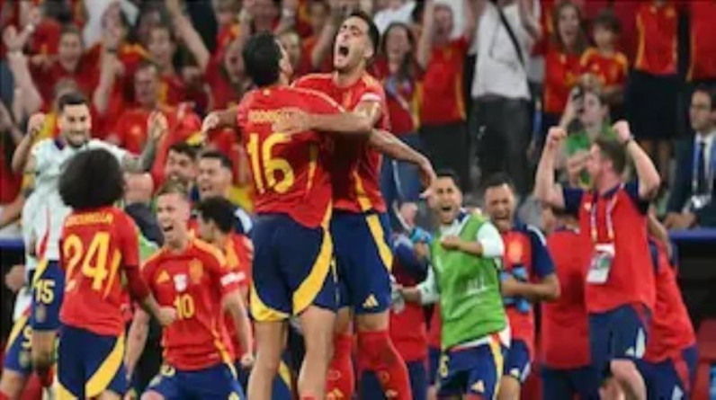 منتخب إسبانيا يستعيد عرش أوروبا ويتوج بطلا لـ يورو 2024 على حساب إنجلترا